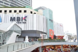 第1回「パスポートとお金の次に大切なのはスマートフォン」